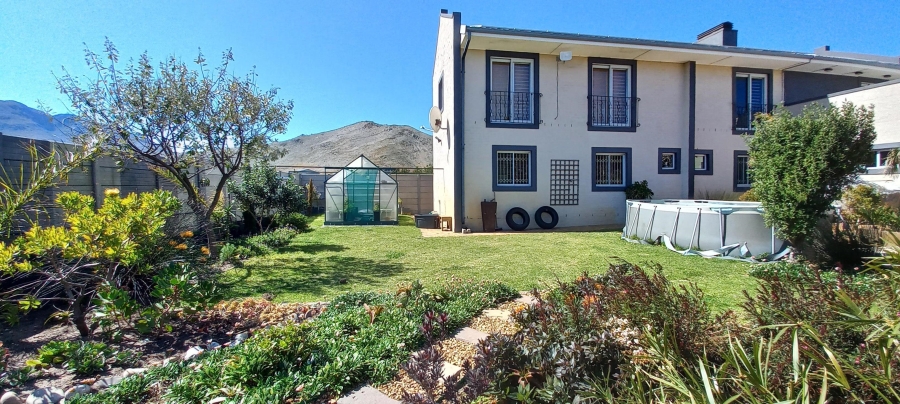 3 Bedroom Property for Sale in Pringle Bay Western Cape